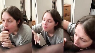 Pretty girlfriend pleasing black dong 